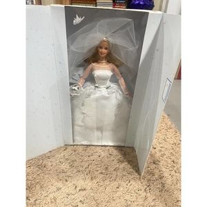 1999 Blushing Bride Barbie MIB